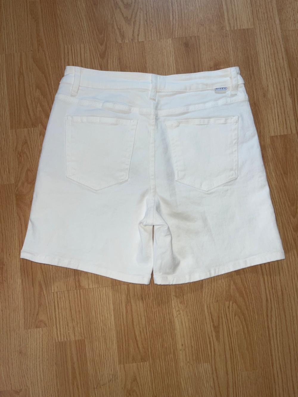 Risen White Tummy Control High Rise Bermuda Mid Length Denim Stretch Shorts Larg - Picture 5 of 11